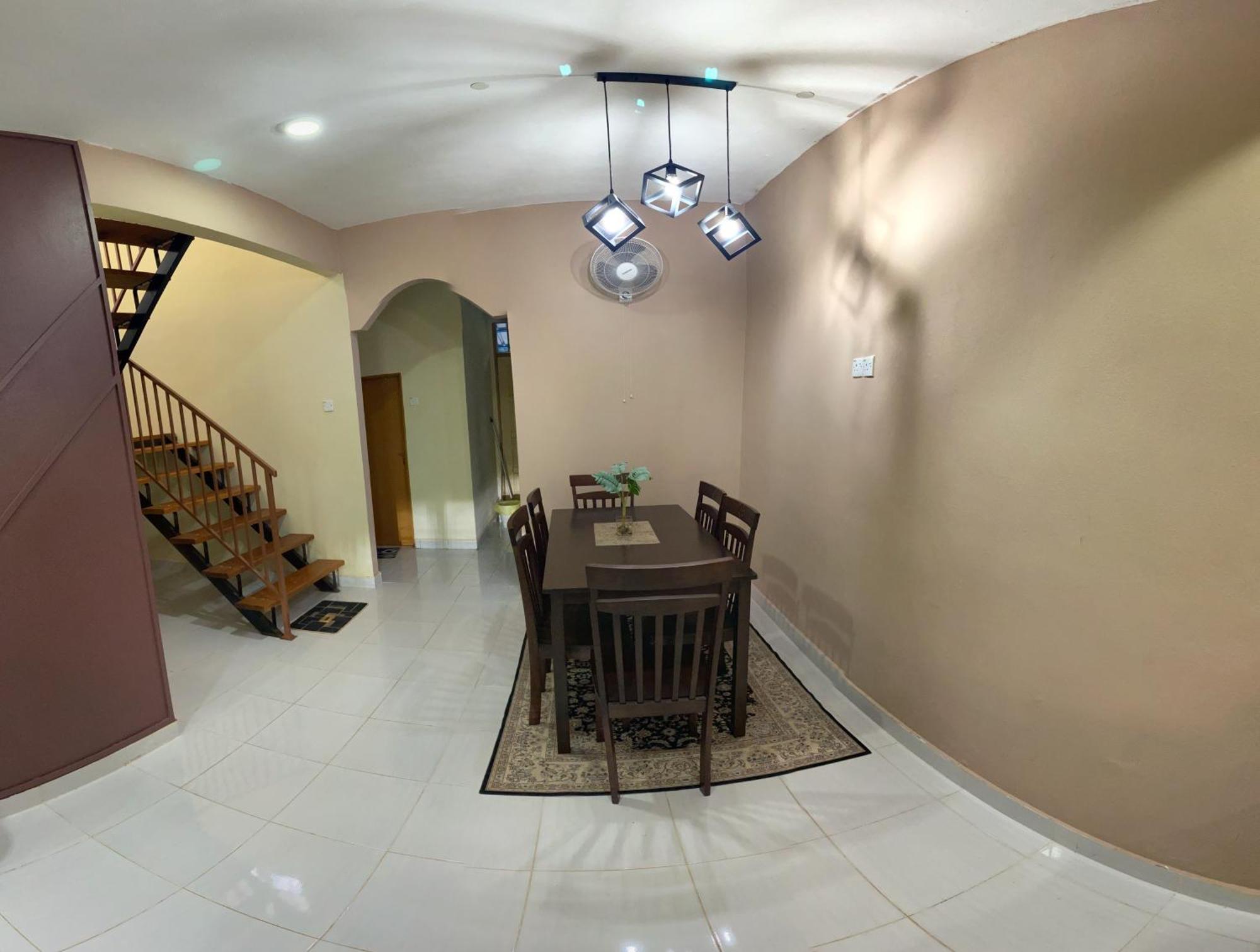 Naufa Homestay 2 3R3B Machang Macang Eksteriør billede